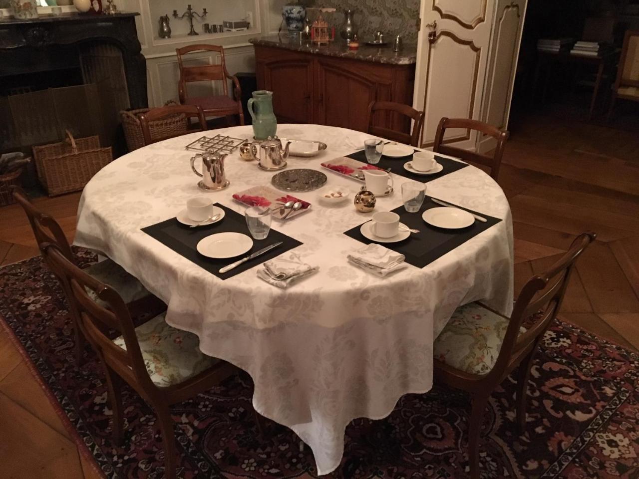 Bed and Breakfast Entre Cour Et Jardin Arras Esterno foto